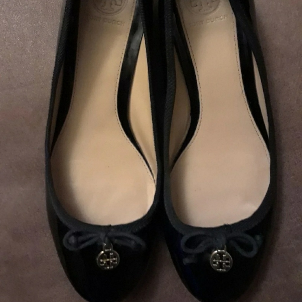 Tory Burch flats - Picture 1 of 3